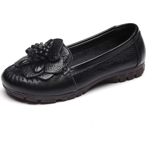 Mother ms true leather shoes leather shoes women ethical wind antiskid dermal tight shoes women single comfortable soft shoes