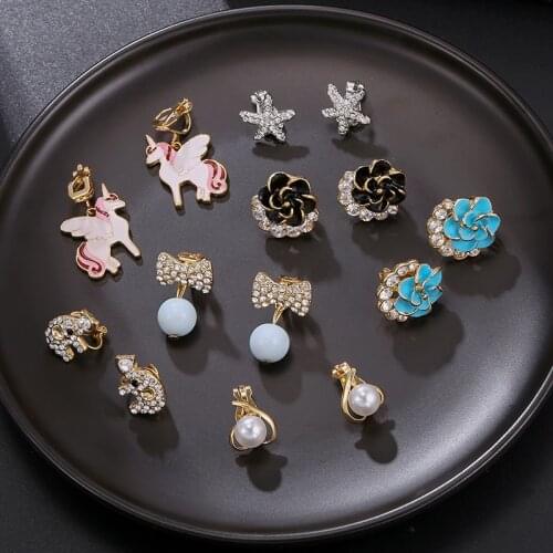 Luxury Camellia flower no pierced ear clips for woman girl clip earrings simple wild Fashion aesthetic jewelry 2021 trend