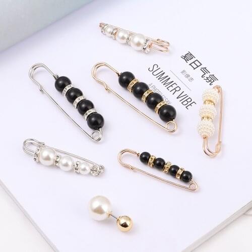 Brooch Set Big Beads Fashion Clothing Brooches for Women Pearl Lapel Pin Sweater Dress Brooch Pins Badge Buckle Accessories