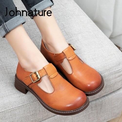 Johnature Genuine Leather Retro Pumps Women Shoes 2021 New Spring/Autumn Platform Heels Buckle Strap Handmade Ladies Shoes