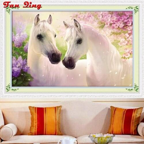 Diy Diamond Painting Two white horses and flowers Pictures Cross Stitch Full Round / Square Mosaic 5D Rhinestone Embroidery Gift