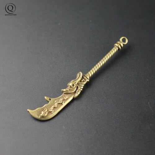 Vintage Copper Guan Gong Long Blade Knife Pendants Retro Brass Weapon Model Toy Car Key Chain Ring Hanging Trinkets Car Keychain