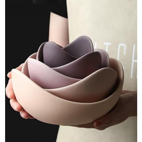 5PCs/Set Nordic Simple Stacked Color Lotus Ceramic Bowls Jewelry Storage Decoration Decoration Creative Dinner Ceramic Plates