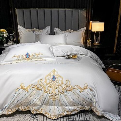Luxury White Egyptian Cotton Gold Embroidery Bedding Set Duvet Cover Set 220X240 Bed Sheet Pillowcases Double Bed Set For Home