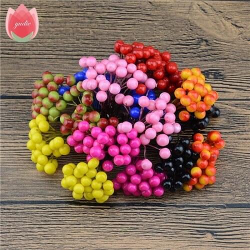 Cheap 25Pcs 50heads 0.5cm Berry Bacca Artificial Flowers For Wedding Decoration DIY Scrapbooking Decorative Wreath Fake Flowers
