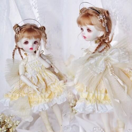 BJD Doll Clothing is suitable for 1/4 1/6 size yellow lace halter skirt 5 piece doll set accessories