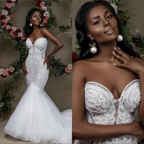 2020 New Sexy Fashion Mermaid Wedding Dresses Sweetheart Lace Appliques Sleeveless Tulle Sweep Train Open Back Plus Size Formal