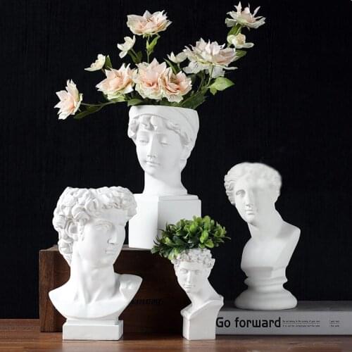 Resin Vase Northern Europe Home Decoration Storage Box Pen Holder Makeup Brush Holder European Sculpture Statue Art Supplies