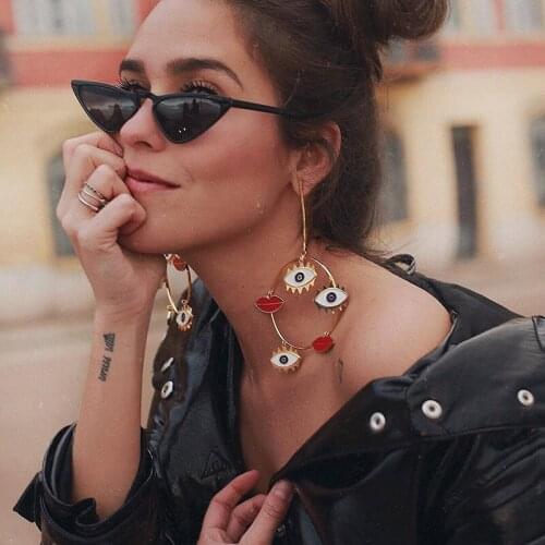 YAOLOGE 2019 New Design Exaggerated Long Big Evil Eyes Lips Charm Gold Loop Dangle Earrings For Women Bohemian Statement Earring