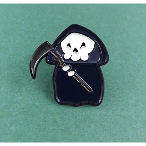Cartoon Sickle Death Skeleton Pin Brooch Black Cloak Death Skull Button Enamel for Women Men Hat Bag Clothes Lapel Pin Brosche