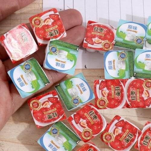 5pcs Dollhouse Miniature Mini Cute Simulation Mini Yogurt Milk Food For Blyth Barbies Doll Kitchen Toys