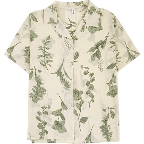 Green leaf print retro turn-down collar buttoned loose short-sleeved shirt women