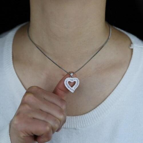 NEW Arrived Iced Out Bling Baguette CZ Hollow Heart Shaped Pendant Necklaces For Women Lady Charm Valentines Day Gift Jewelry