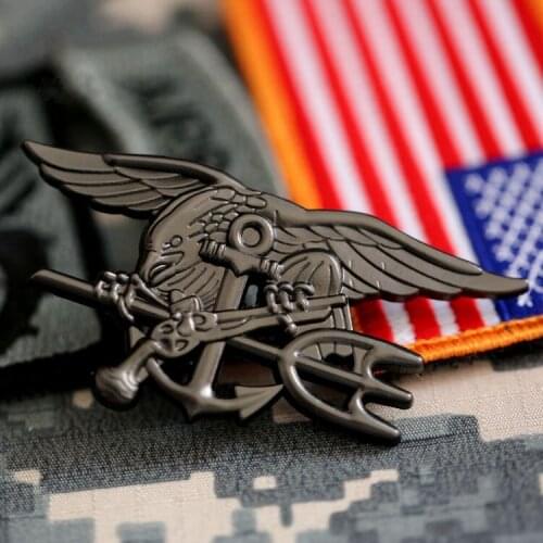 US Navy Seals Metal Badges Plating Eagle Pin Cap Medal USA Uniform Brooch Pins 5605101