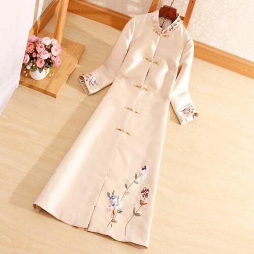 High-end Elegant Lady Outerwear Autumn Chinese Style Embroidery Retro Women Vintage Loose Trench Coat Female S-XXL
