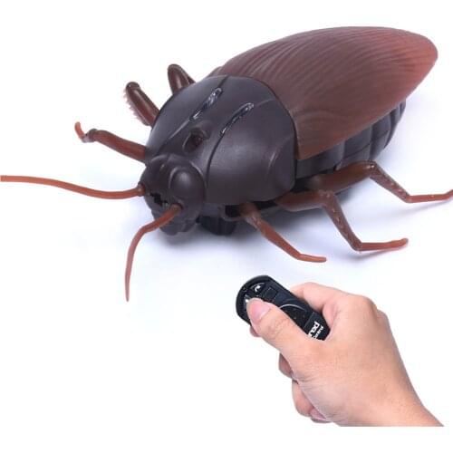 Tricky Infrared Remote Control Electric Cockroach Simulation Induction Cockroach Toy Simulation Animal + Remote Control Toys