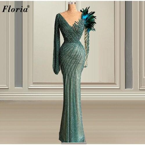 2021 Vintage Green Evening Dresses Long Sleeves Feather Evening Gowns Muslim Celebrity Dresses Turkish Couture Vestidos Formales