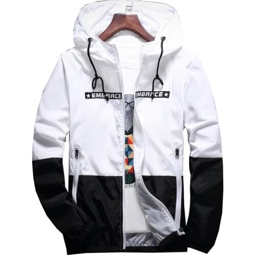 April MOMO 2021 New Spring Autumn Bomber Hooded Jacket Men Casual Slim Patchwork Windbreaker Jacket Male Outwear Zipper Jackets