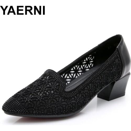 YAERNI Women Mesh Shoes 2019 Fashion Lady Sandals Rhinestone Genuine Leather Mid Heel Woman Pointed Shoes Female Nurse 42 43