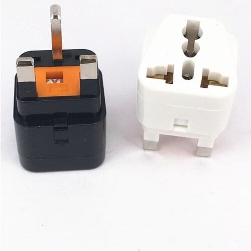 Multifunction 10A 250V Portable Universal Plug to UK Plug Adapter Malaysia Power Socket Travel Converter with Fuse