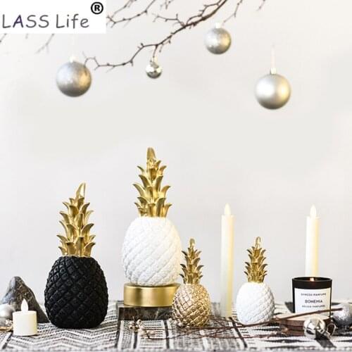 Luxury Nordic Creative Golden Ananas Pineapple Craft Wedding Gifts Porch Model Bedroom Christmas Home Decor Desktop Ornament