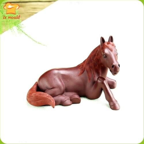 New Horse Sculpture Silicone Mold Handmade Soap Decoration Plaster Resin 3D Maxima Candle Silicone Mould