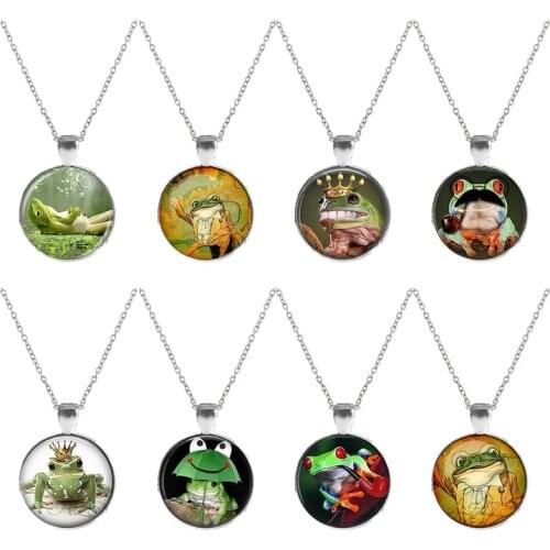 New Fashion Glass Dome Pendant Frog Necklace Frog Jewelry Round Picture Necklace