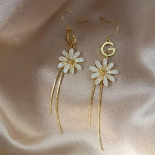 Luxury Letter G Snake Chain Dangle Earrings Daisy Flower Tassel Alphabet Brand Long Thread Earring for Women Fashion Jewelry