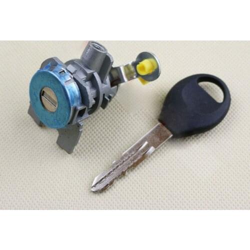 Car Lock Cylinder for Nissan Tiida 2003-2007 Left Door Central Control Lock Cylinder for Replacement