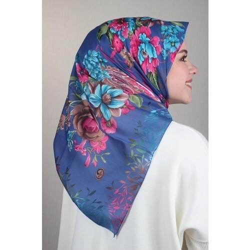 Peaceful Patterned Stitched Edge Writing Pattern