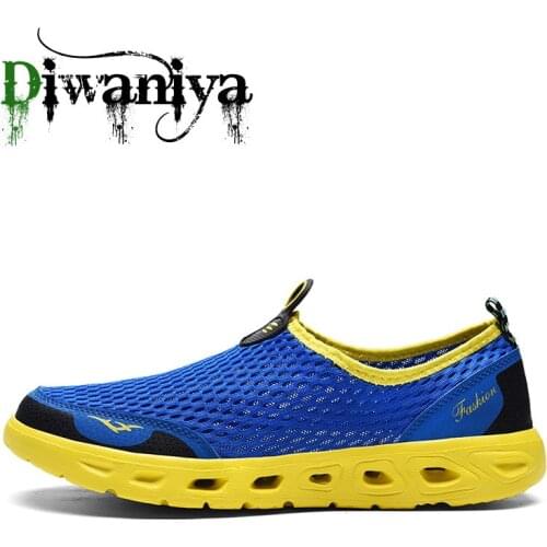 Brand High Quality Upstream Aqua Shoes Men Breathable Air Mesh Fishing Shoes Non Slip Hiking Climbing Shoes Cow Leather Sneakers