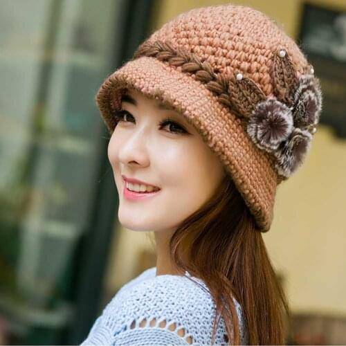 Tops Flower Hats For Women Cute Fashion Cap Winter Warm Crochet Knitted Flowers Caps Decorated Ears Hat Ladies Casual Bonnet