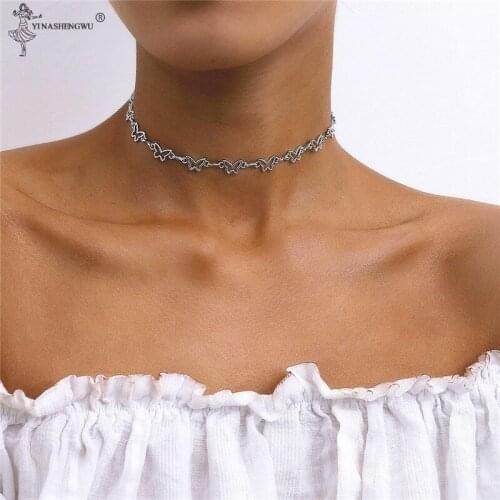 Ladies Simple Geometric Hollow Butterfly Necklace Short Necklace Sexy Clavicle Chain Necklace Boho Fashion Necklace Jewelry Gift