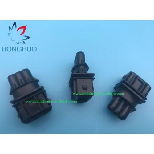Free shipping 3.5MM DJ7035YB-3.5-11 Automotive Connectors Connector Blocks 3P Holes