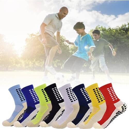 Dispensing Anti Slip Soccer Socks Sports Grip Socks Anti Non Skid Basketball Socks soccer Socks Unisex Gripper Socks