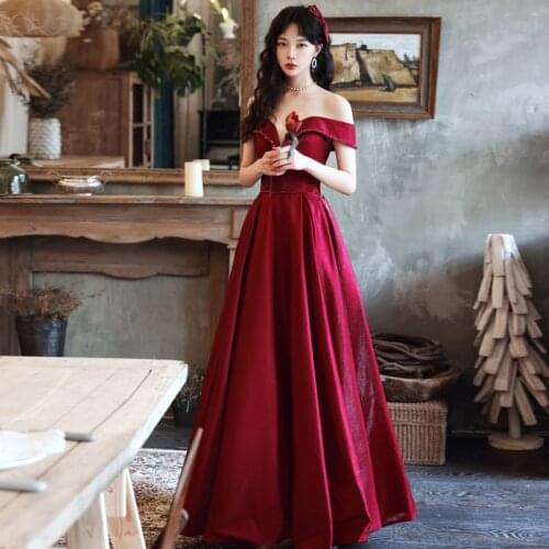 Sweet Dusty Pink Crystal Prom Dresses Long Straps Spaghetti See Through Tulle Evening Gown Slit Right