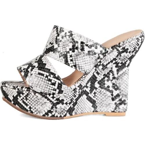 Serpentine Wedges Slides Shoes Platform Muffin Heels Open Toe Outdoor Slippery Cut Out Snake Skin Slip On Women Fashion Shoes