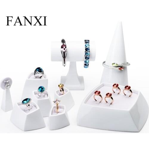 FANXI Creative Shape Jewelry Ring /Bracelet Display Holder wrapped with resin for ring/bracelet display stand Necklace Organizer