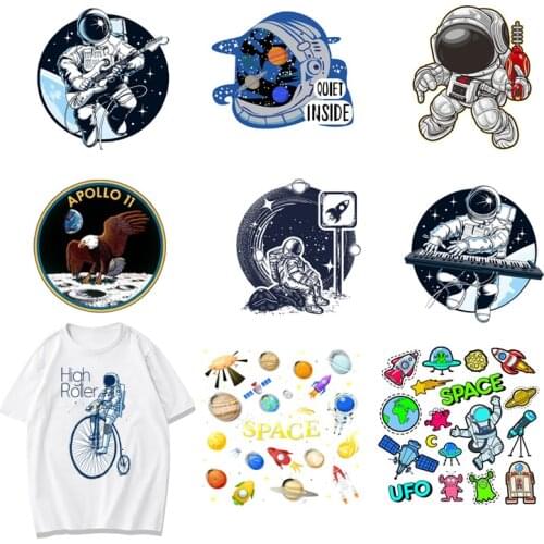 Round Astronaut Space Universe Alien Iron on Patches Heat Transfer Stickers Boy DIY T-shirt Badges Clothing Applications Decor F
