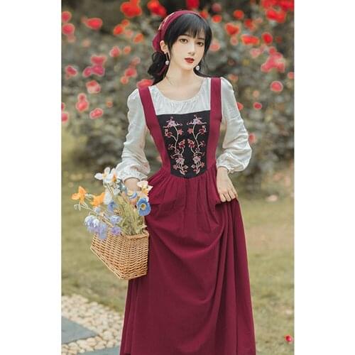 Pastoral Style Retro Dress Vestidos de fiesta Flower Embroidery Sweet Elegant Lady Lantern Sleeve Maxi Dress Give Headscarves