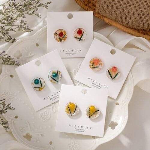 Vintage Transparent Flower Resin Earrings Cute Elegant Romantic Sweet Jewelry For Women Dried Flowers Stud Ears