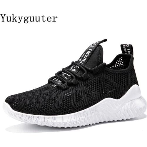 Man Sports Running Shoes Outdoor Summer Breathable Couple Flats Shoes Men Lightweight Athletic Mesh Sneakers Lace Up Plus Size