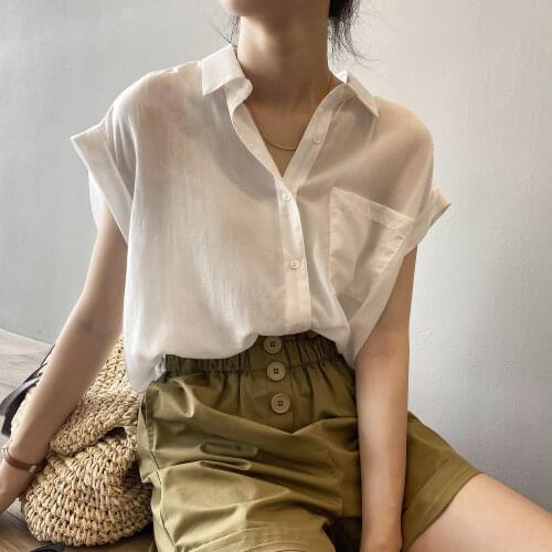 MOOIRUE APPAREL Sleeveless Blouses
