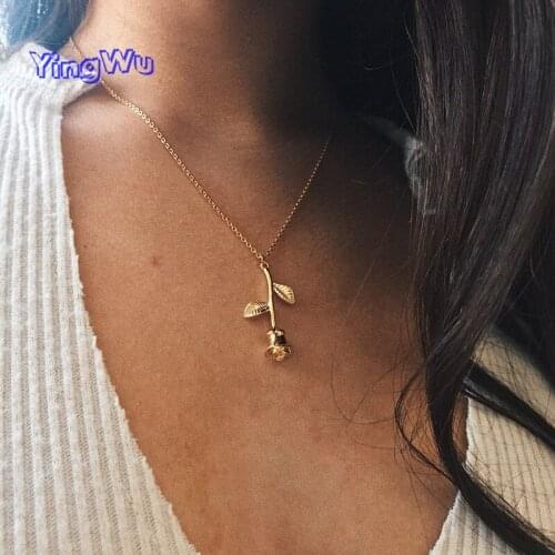 Simple Golden Rose Flower Pendant Necklace Women Fashion Glamour Party Banquet Jewelry Accessories Girlfriend Gift