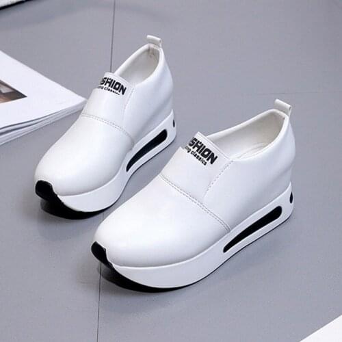 New Women Shoes Slip-On Thick Platform Shoes Woman Casual Ladies Sport Flats Wedges Sneakers 2021 Mujer Plus Size Spring Autumn