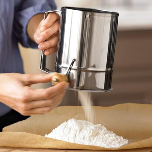 Stainless Steel Mesh Flour Sifter Baking Icing Sugar Shaker Manual Sugar Icing Shaker