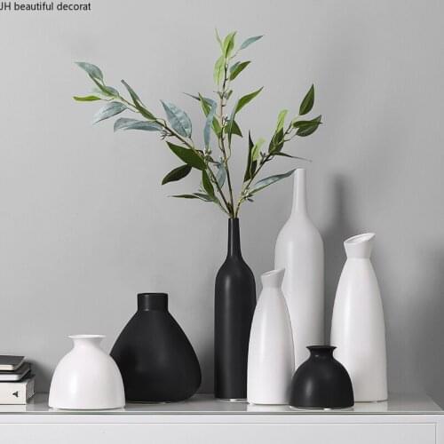 Japanese Style Ceramic Vase Creative Living Room Flower Arrangement Ornaments Black and White Countertop Vase Home Decoration