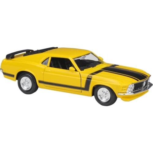 Maisto Diecast 1:24 1970 Mustang Boss 302 Yellow Green Sport Racing Car Wheels rotatable High Simulation Vehicle Alloy Model Car