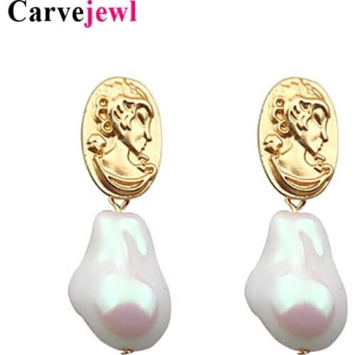 Carvejewl unique Metal queen head coin Irregular simulated Pearl drop dangle Earrings for Women Girl Gift wedding party jewelry