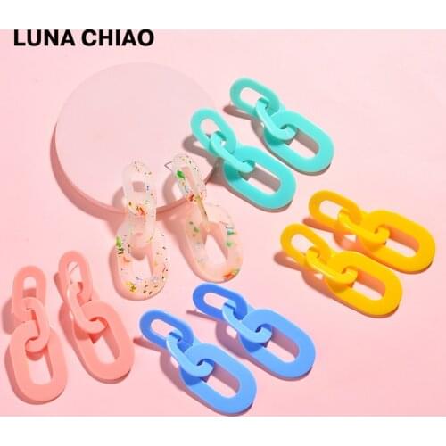 LUNA CHIAO 2018 Fashion Trendy Candy Color Big Oval Plastic Chain Statement Acrylic Earrings for Women